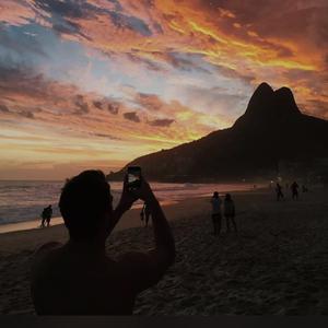 岳每晚被弄得嗷嗷叫高潮九色
